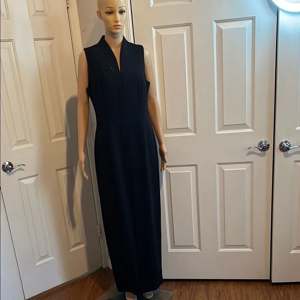 Jones New York Evening Black Sleeveless VNeck Sheath Maxi Dress Slit Front Sz 12